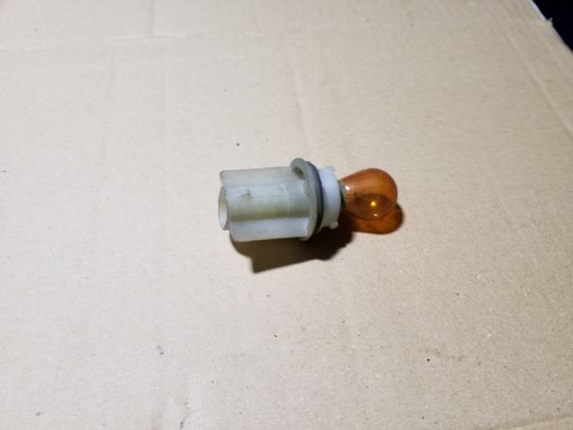 bontott OPEL ASTRA G Első Irányjelző Foglalat