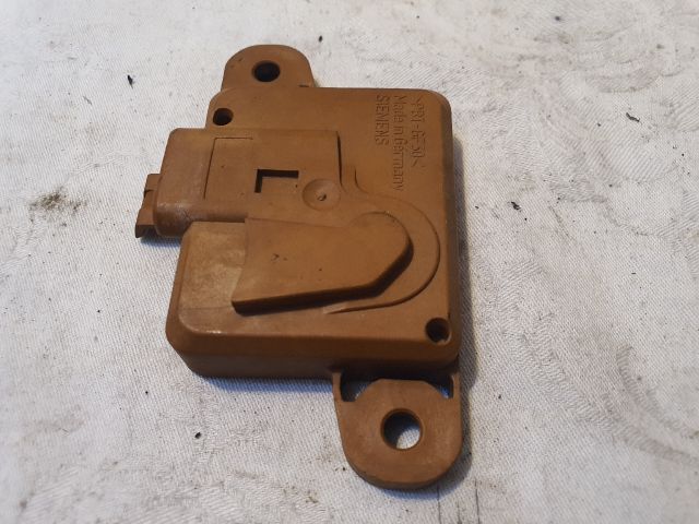 bontott OPEL ASTRA G Első Középső Ütközés Érzékelő (Homlokfalon)