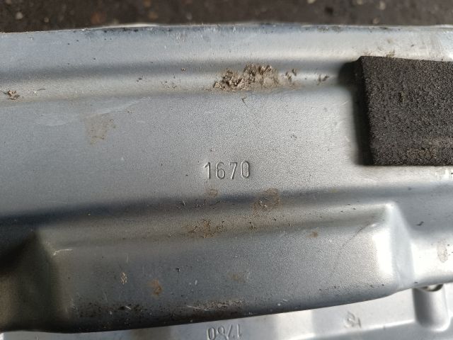 bontott OPEL ASTRA G Első Lökhárító Merevítő (Fém)