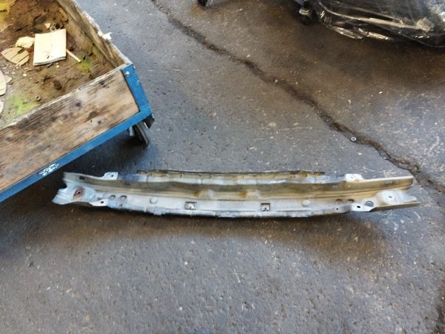 bontott OPEL ASTRA G Első Lökhárító Merevítő (Fém)