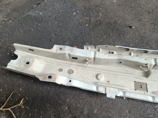 bontott OPEL ASTRA G Első Lökhárító Merevítő (Fém)