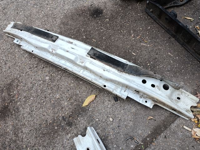 bontott OPEL ASTRA G Első Lökhárító Merevítő (Fém)