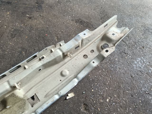 bontott OPEL ASTRA G Első Lökhárító Merevítő (Fém)