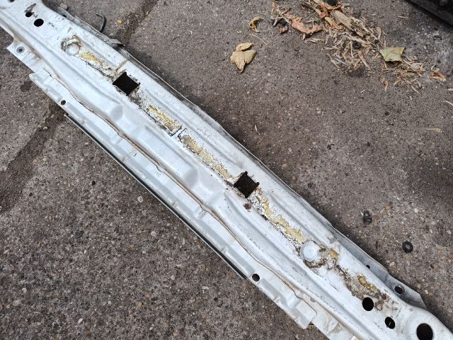 bontott OPEL ASTRA G Első Lökhárító Merevítő (Fém)