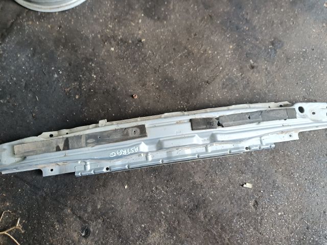 bontott OPEL ASTRA G Első Lökhárító Merevítő (Fém)