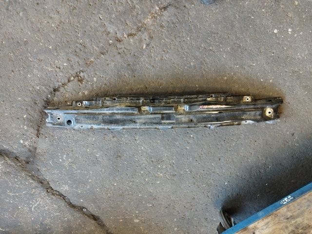 bontott OPEL ASTRA G Első Lökhárító Merevítő (Fém)