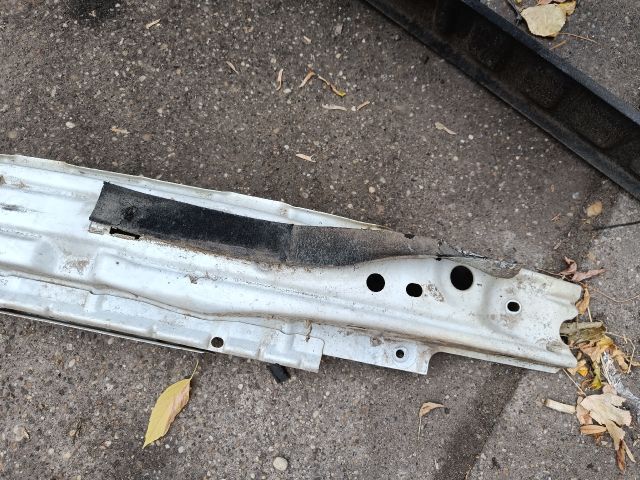 bontott OPEL ASTRA G Első Lökhárító Merevítő (Fém)