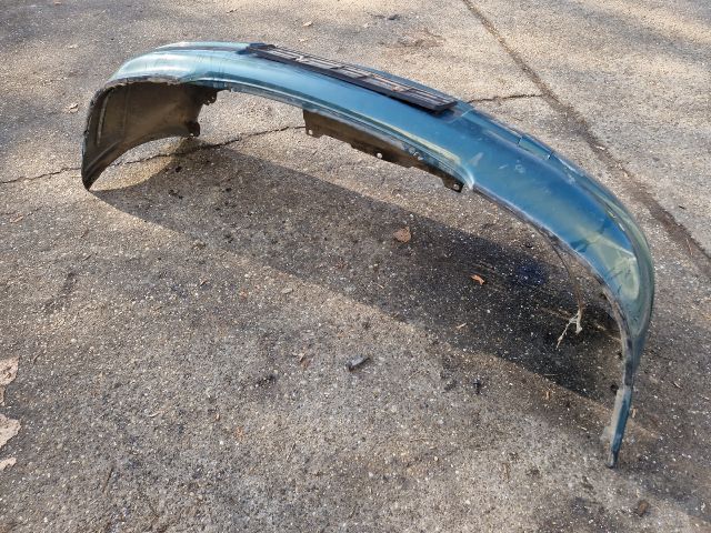 bontott OPEL ASTRA G Első Lökhárító (Részeivel)