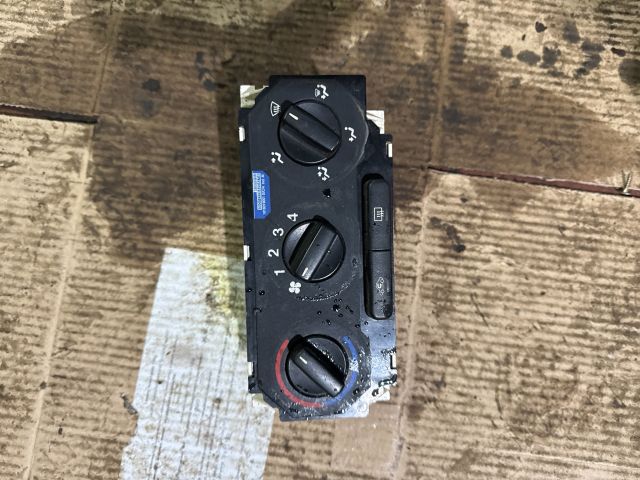 bontott OPEL ASTRA G Fűtéskapcsoló (Nem klímás)