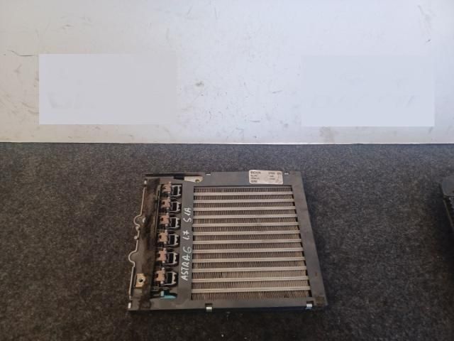 bontott OPEL ASTRA G Fűtőradiátor (Elektromos)