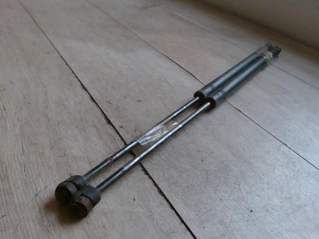 bontott OPEL ASTRA G Gázrugós Kitámasztó Teleszkóp Pár Csomagtérajtó