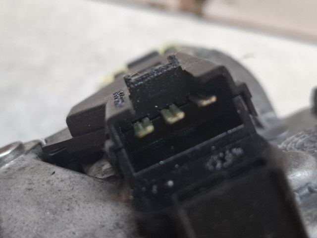 bontott OPEL ASTRA G Hátsó Ablaktörlő Motor