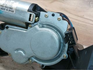 bontott OPEL ASTRA G Hátsó Ablaktörlő Motor