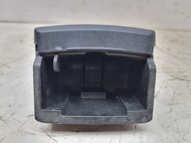 bontott OPEL ASTRA G Hátsó Hamutartó