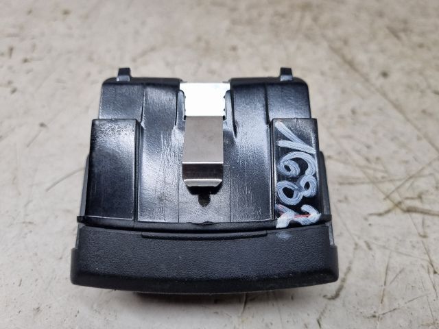 bontott OPEL ASTRA G Hátsó Hamutartó