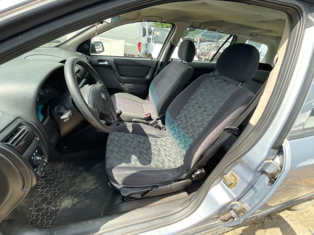 bontott OPEL ASTRA G Hátsó Hamutartó