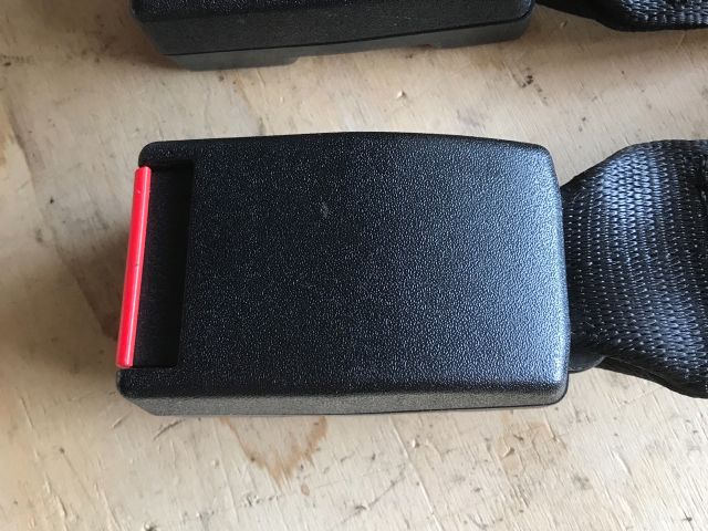 bontott OPEL ASTRA G Hátsó középső Biztonsági Öv Csat