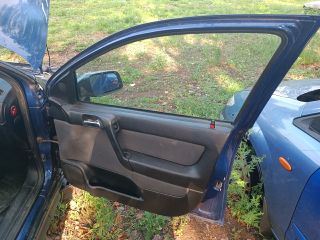 bontott OPEL ASTRA G Hátsó középső Fejtámla