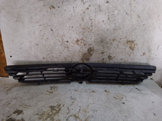 bontott OPEL ASTRA G Hűtőrács