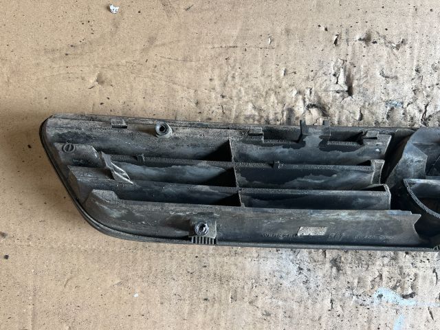 bontott OPEL ASTRA G Hűtőrács