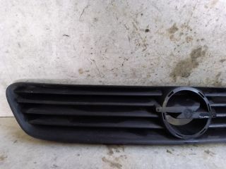 bontott OPEL ASTRA G Hűtőrács