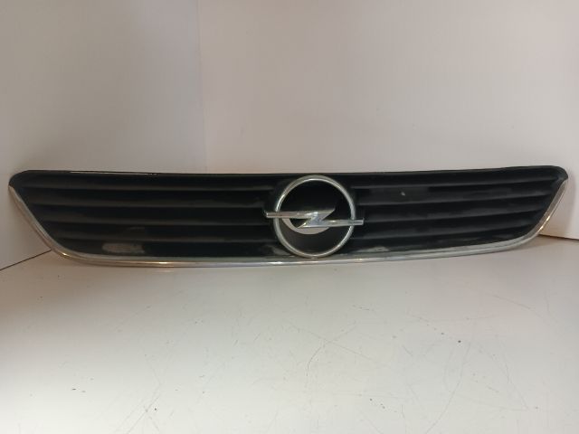 bontott OPEL ASTRA G Hűtőrács