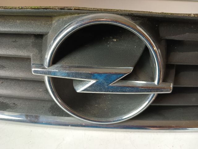 bontott OPEL ASTRA G Hűtőrács