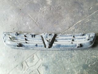 bontott OPEL ASTRA G Hűtőrács