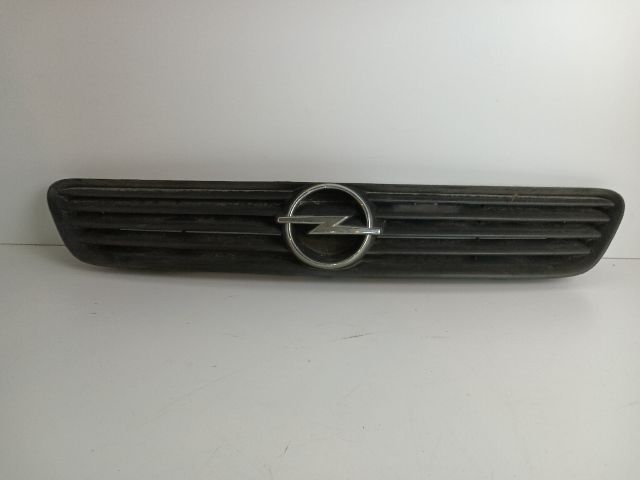bontott OPEL ASTRA G Hűtőrács
