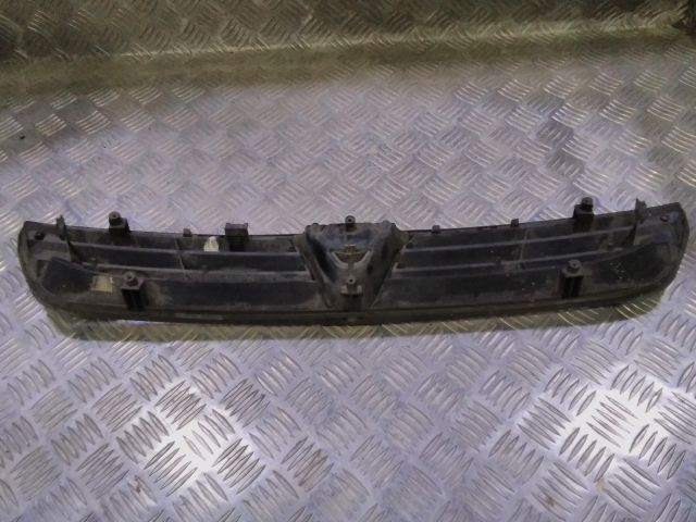 bontott OPEL ASTRA G Hűtőrács