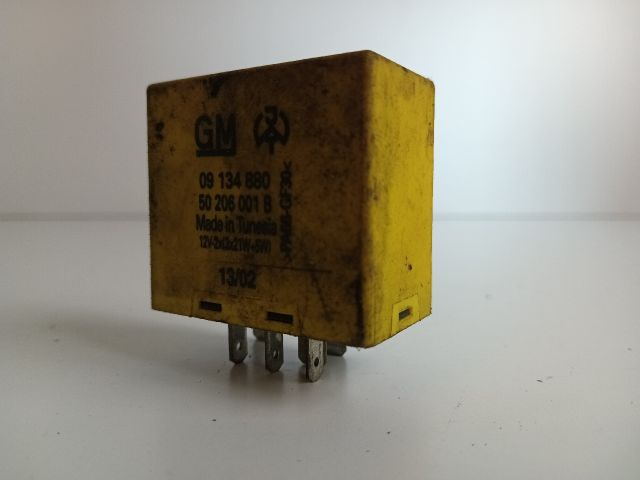 bontott OPEL ASTRA G Irányjelző Relé