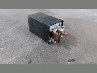 bontott OPEL ASTRA G Izzító Relé