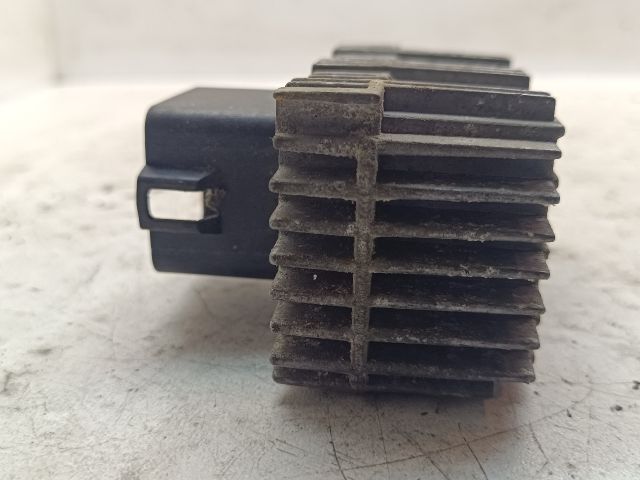 bontott OPEL ASTRA G Izzító Relé