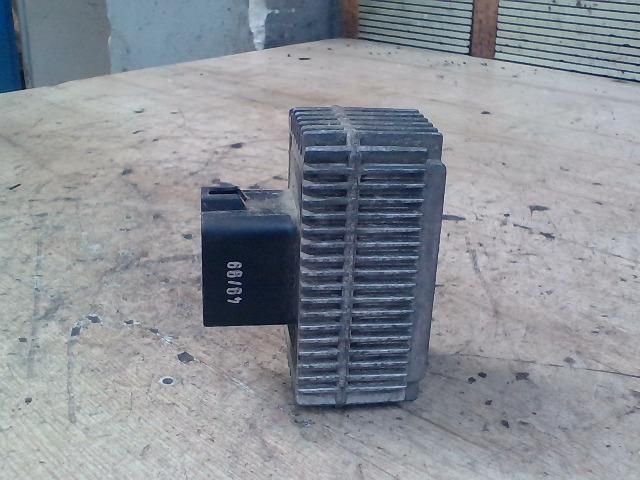 bontott OPEL ASTRA G Izzító Relé