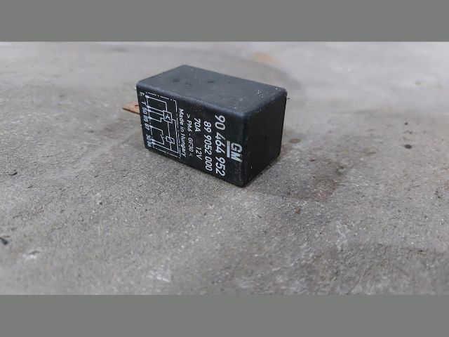 bontott OPEL ASTRA G Izzító Relé