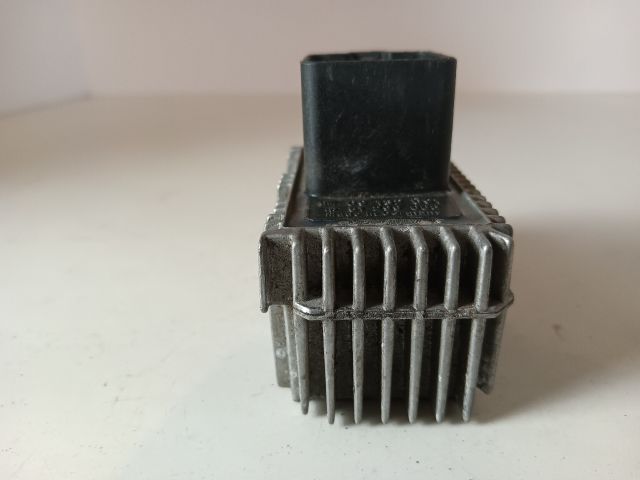 bontott OPEL ASTRA G Izzító Relé