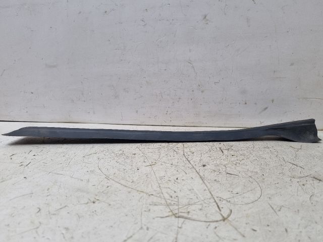 bontott OPEL ASTRA G Jobb B Oszlop Díszléc