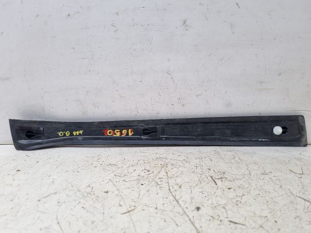 bontott OPEL ASTRA G Jobb B Oszlop Díszléc