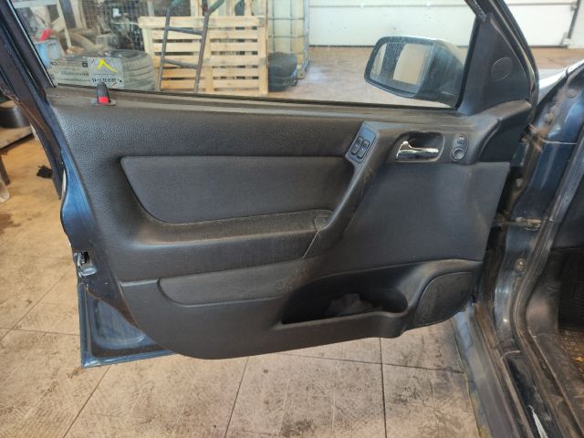 bontott OPEL ASTRA G Jobb C Oszlop Burkolat