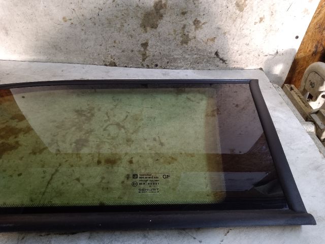 bontott OPEL ASTRA G Jobb C Oszlop Oldalablak Üveg
