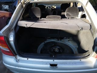 bontott OPEL ASTRA G Jobb D Oszlop Burkolat