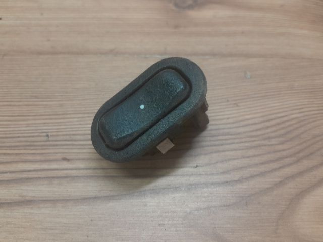 bontott OPEL ASTRA G Jobb első Ablakemelő Kapcsoló