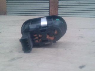 bontott OPEL ASTRA G Jobb első Ablakemelő Kapcsoló