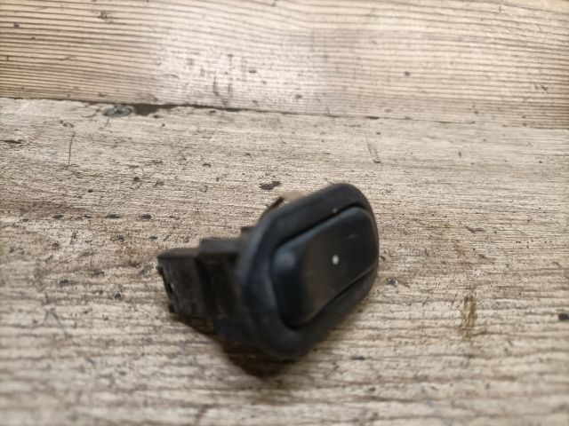 bontott OPEL ASTRA G Jobb első Ablakemelő Kapcsoló