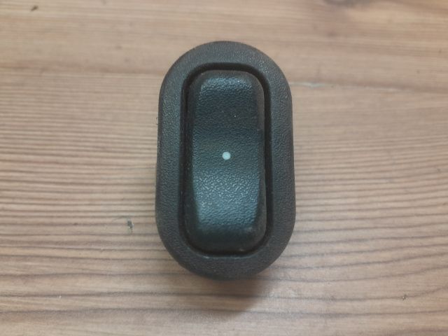 bontott OPEL ASTRA G Jobb első Ablakemelő Kapcsoló