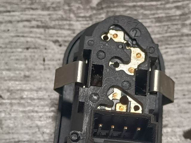 bontott OPEL ASTRA G Jobb első Ablakemelő Kapcsoló