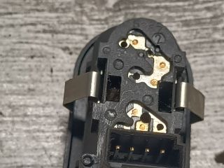 bontott OPEL ASTRA G Jobb első Ablakemelő Kapcsoló