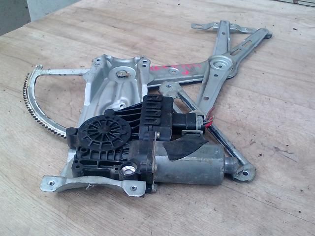 bontott OPEL ASTRA G Jobb első Ablakemelő Szerkezet (Elektromos)