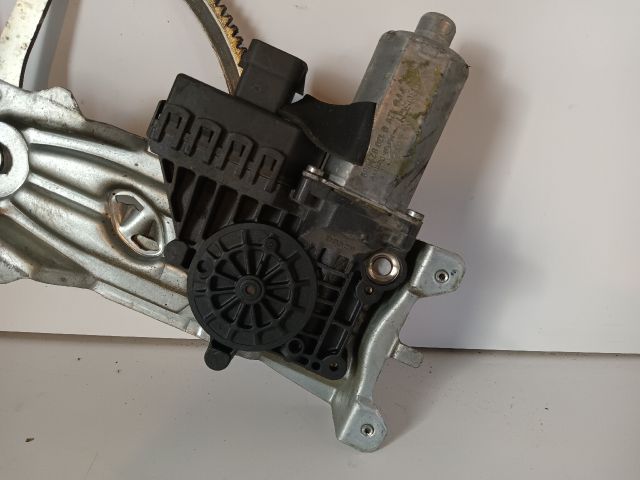 bontott OPEL ASTRA G Jobb első Ablakemelő Szerkezet (Elektromos)