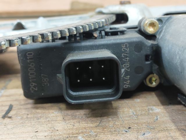 bontott OPEL ASTRA G Jobb első Ablakemelő Szerkezet (Elektromos)